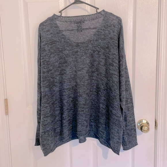 Nomadic Traders Blue Lightweight Sweater, front pocket, Size XL, - Picture 5 of 9